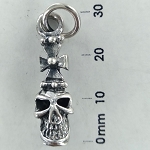 Skull & Cross Bones pendant #021839