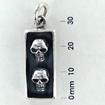 Double Skull Pendant #021851