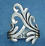 R 3247 Leaf Ring - Size 6