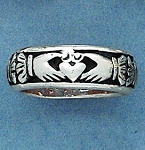 R 3350 Claddagh Band Ring - Size 7