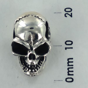 Skull Pendant #021842