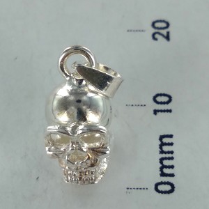 Skull Pendant #021848